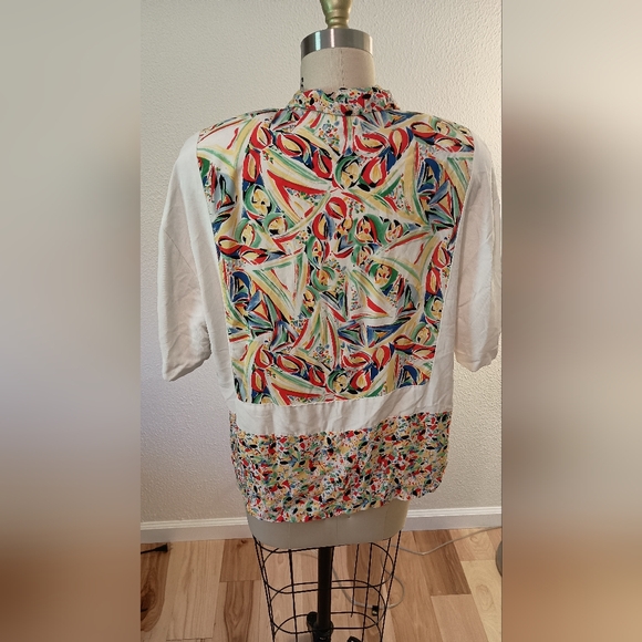 Vintage 80s Geometric Short-Sleeve Blouse - Picture 2 of 5